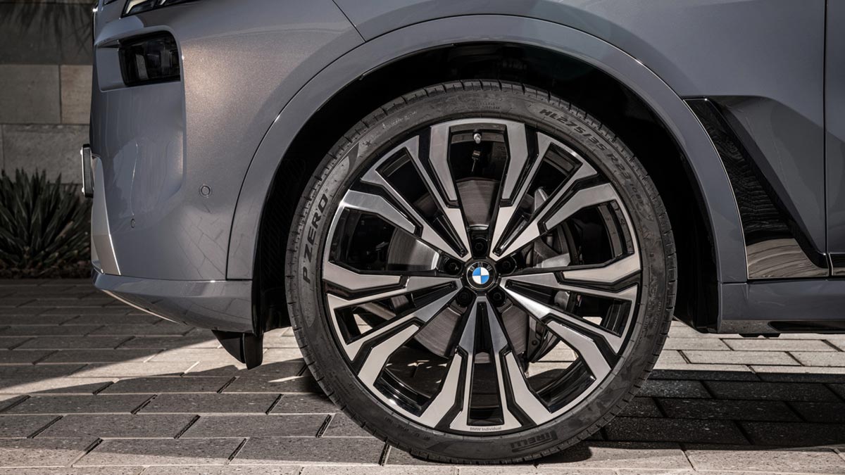 BMW X7 2023