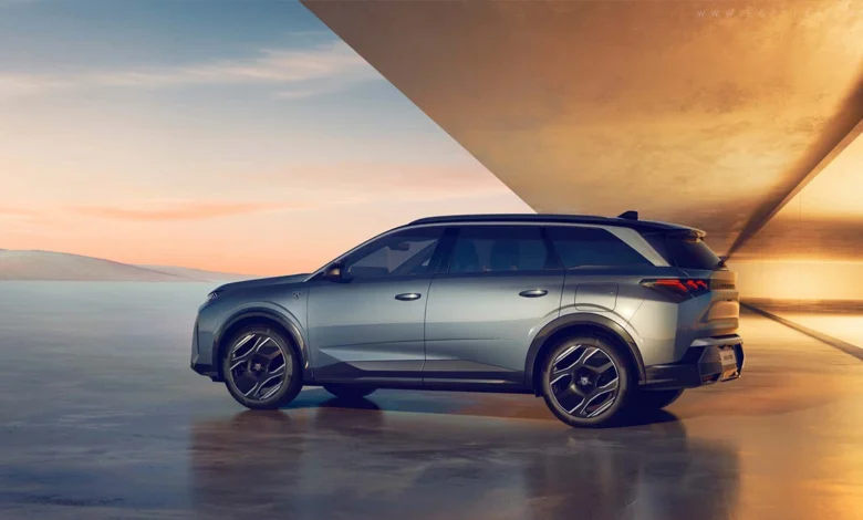 بيجو 5008 2025 الجديدة كليًا.