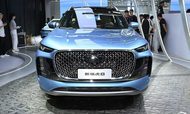 شيري تيجو 8 2025.