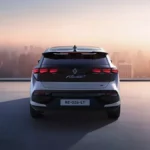 التصميم الخلفي لطراز رينو فيلانت.