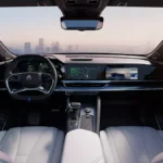 تصميم لوحة القيادة لطراز رينو فيلانت 2026 الجديد.