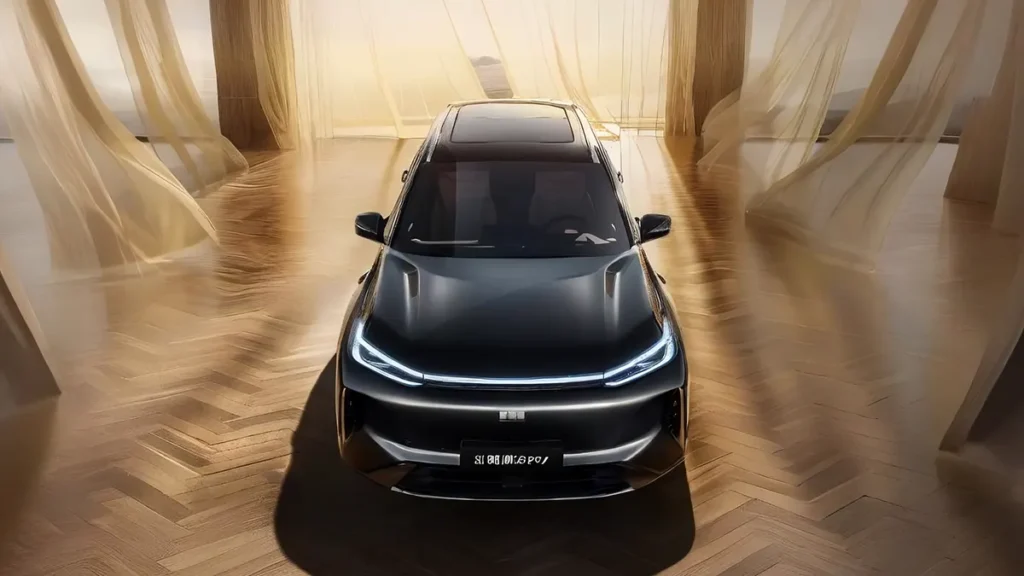 جيلي تُطلق جلاكسي M1 الهجينة رسميًا.