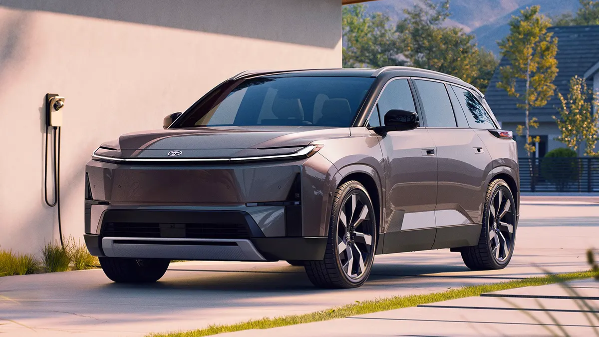 كشف الستار رسميًا عن تويوتا هايلاندر 2027 الجديدة كليًا.