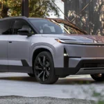 كشف الستار رسميًا عن تويوتا هايلاندر 2027 الجديدة كليًا.