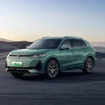 ظهور تفاصيل فولكس فاجن تايرون الهجينة الجديدة.