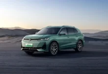 ظهور تفاصيل فولكس فاجن تايرون الهجينة الجديدة.