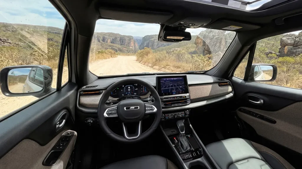 مقصورة جيب رينيجيد 2027 المجددة.