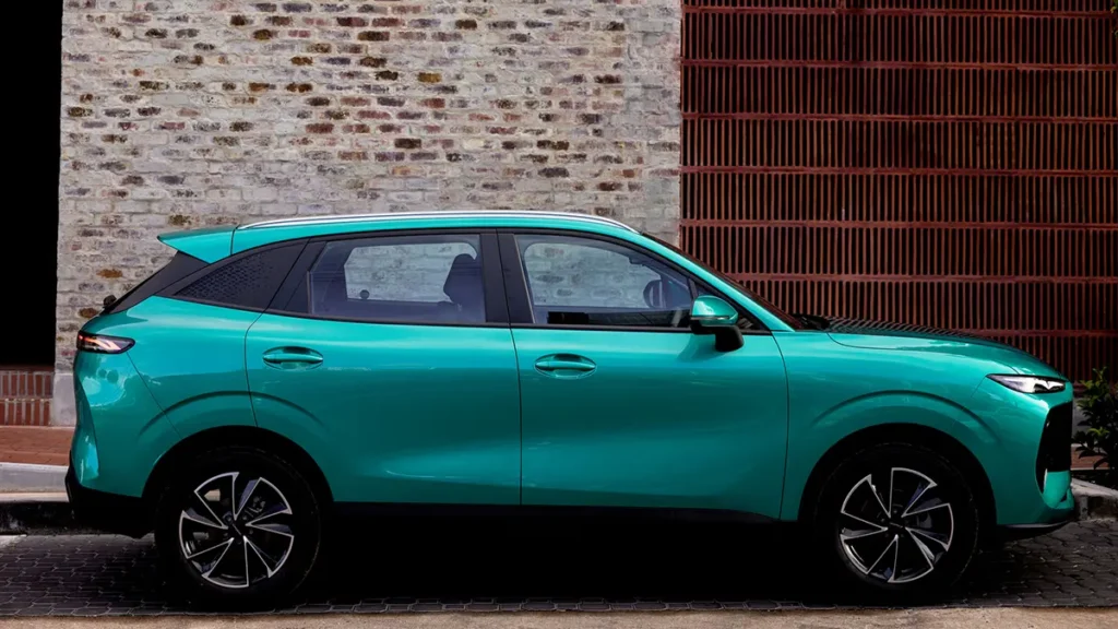 التصميم الجانبي لطراز ليباس L4 - النُسخة الجنوب أفريقية.