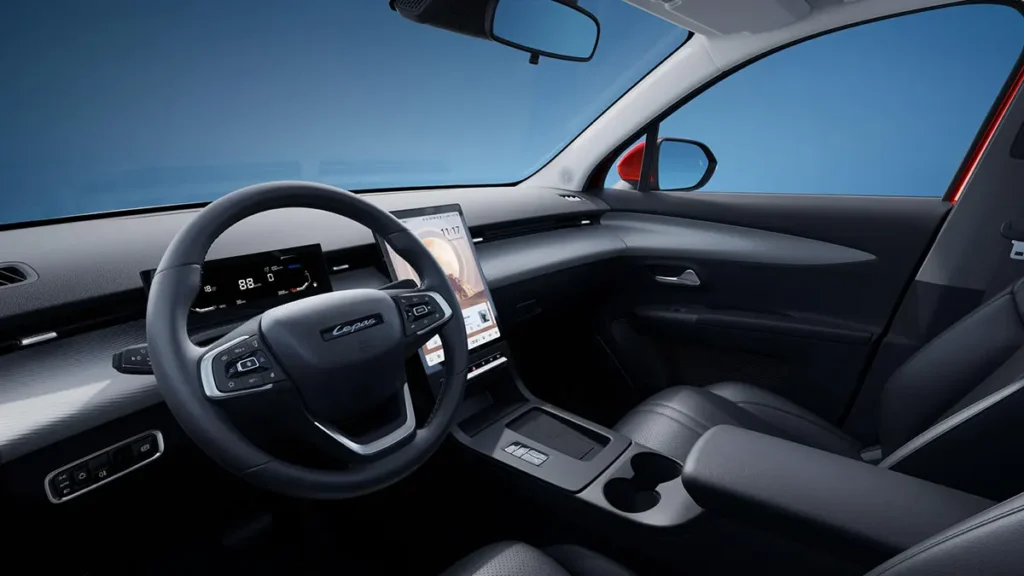 ملامح المقصورة الداخلية لطراز ليباس L4.