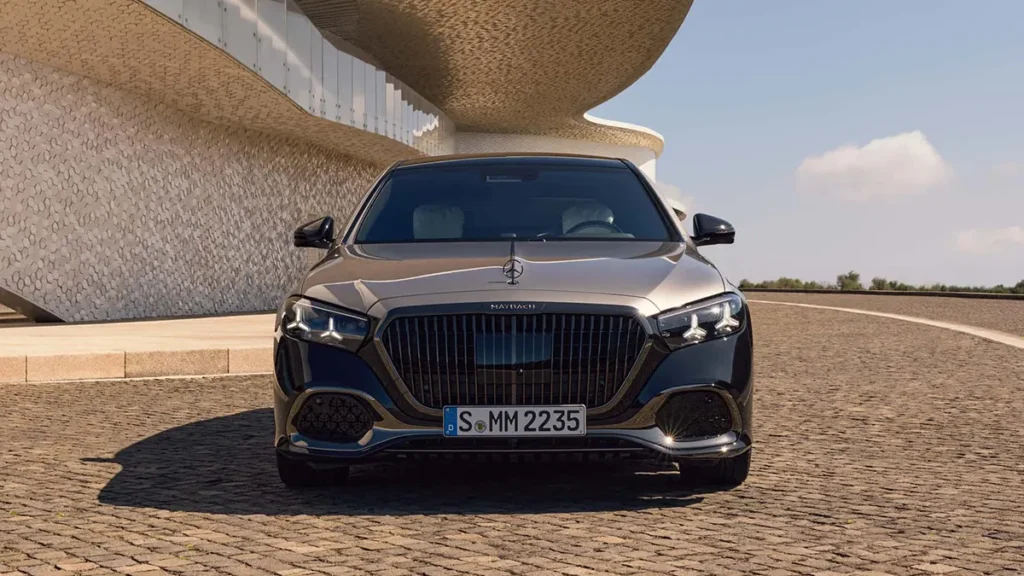 مرسيدس تُطلق الفئة S 2027 بتوقيع مايباخ الفاخر.