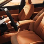 تأكيدات بمستوى راقي من المواد في المقصورة الداخلية للسيارة.