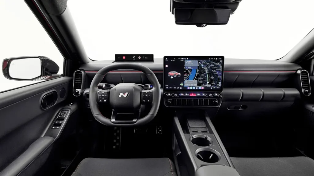 المقصورة الداخلية لطراز هيونداي أيونيك 3 الجديد.