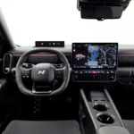 المقصورة الداخلية لطراز هيونداي أيونيك 3 الجديد.