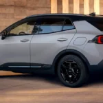 كيا سبورتاج Black Edition تُقدم بنمط الطِلاء المزدوج للسقف والبدن