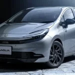 تحديثات التصميم الأمامية.