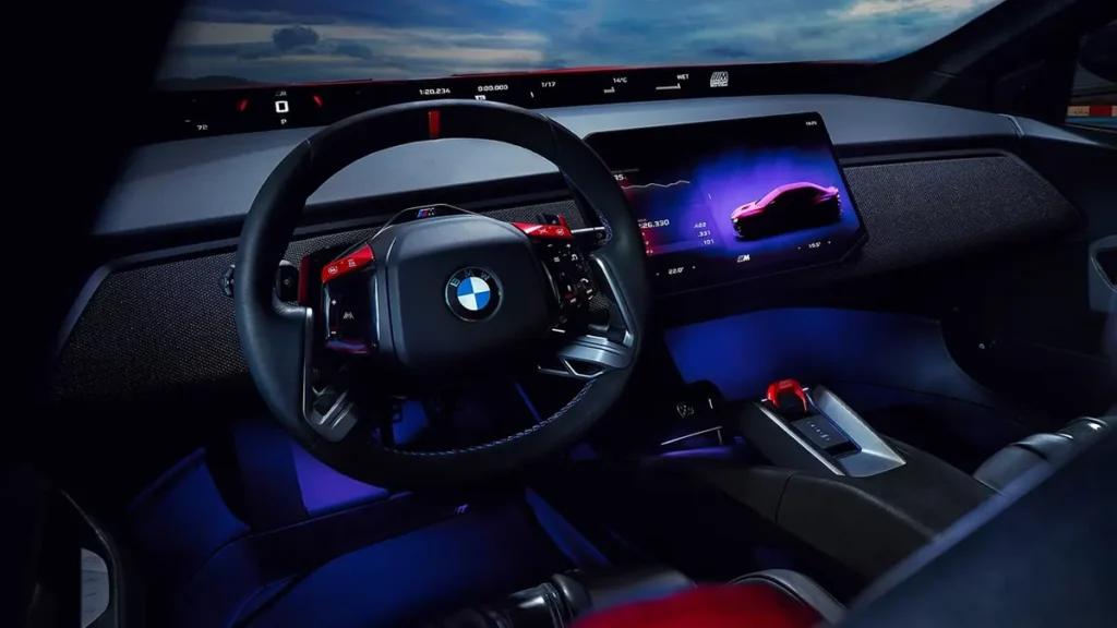 لوحة قيادة BMW iM3 الجديدة كلياً.