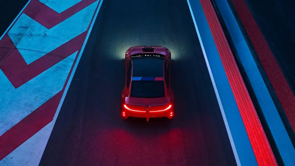 أداء ومدي BMW iM3 الجديدة كلياً.