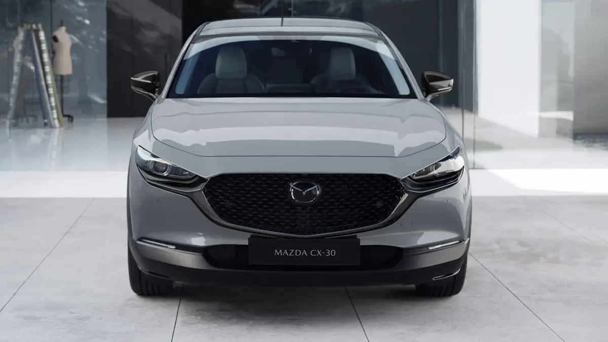 التصميم الأمامي لطراز مازدا CX-30 2027 الجديد.